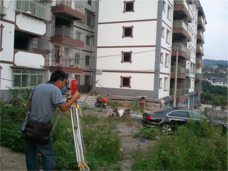 ����(d��ng)�a(ch��n)�y(c��)�L����